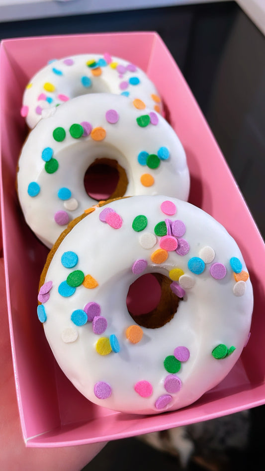 DOGGO DONUTS